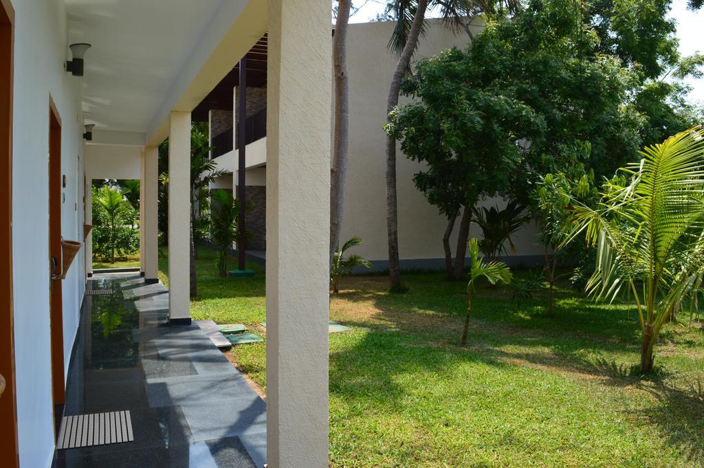 Welcomhotel By Itc Hotels, Kences Palm Beach, Mamallapuram Exterior photo